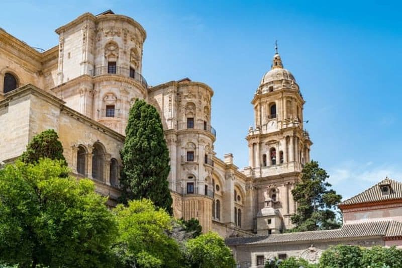 Visite guidée de la Cathédrale, du Théâtre Romain et de l'Alcazaba de Malaga