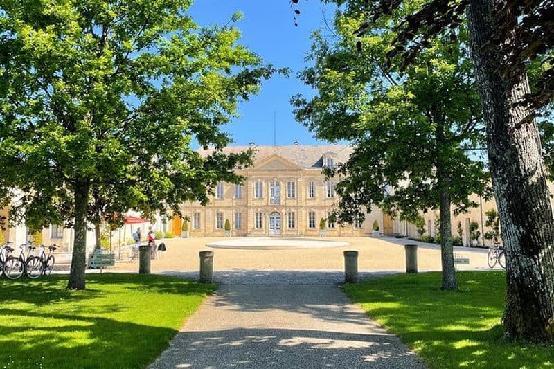Excursion de châteaux et vin au départ de Bordeaux