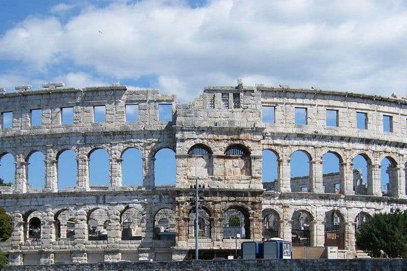 Billets pour l'amphithéâtre Pula Arena