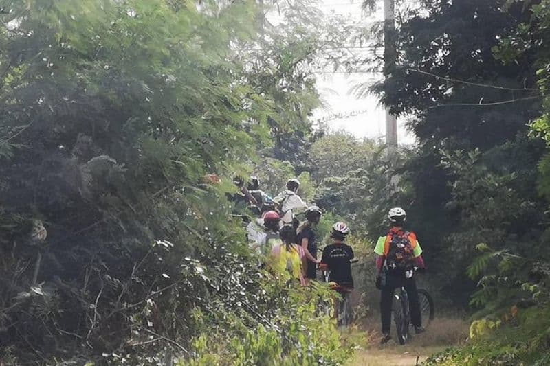 Tour privé à vélo dans la région rurale de Kanchanaburi