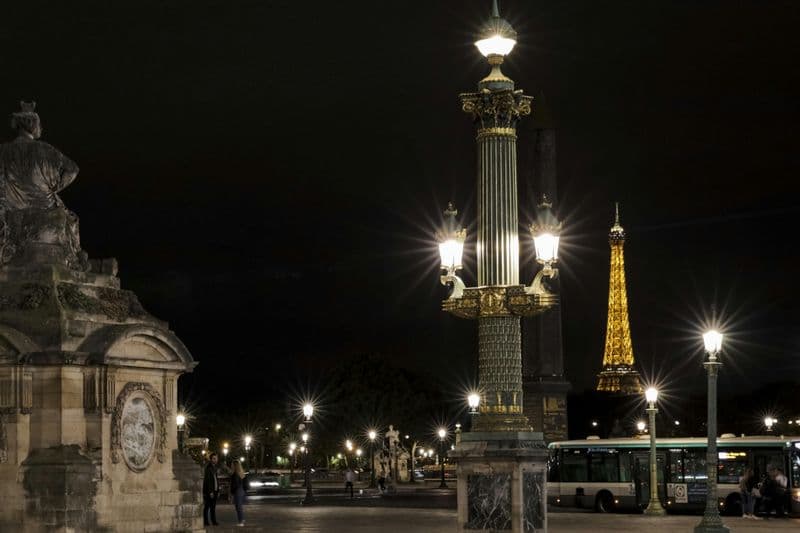 Billet Billets nocturnes pour la Tour Eiffel de Paris et tour panoramique en bus