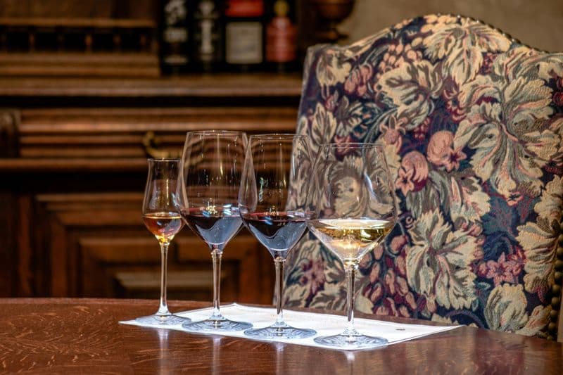 Dégustation de vins au domaine Reif Estate à Niagara-on-the-Lake