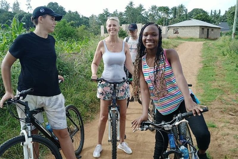 Tour privé à vélo à Mombasa