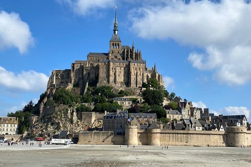 Billet Excursion au Mont Saint-Michel depuis Paris avec dégustation de Calvados