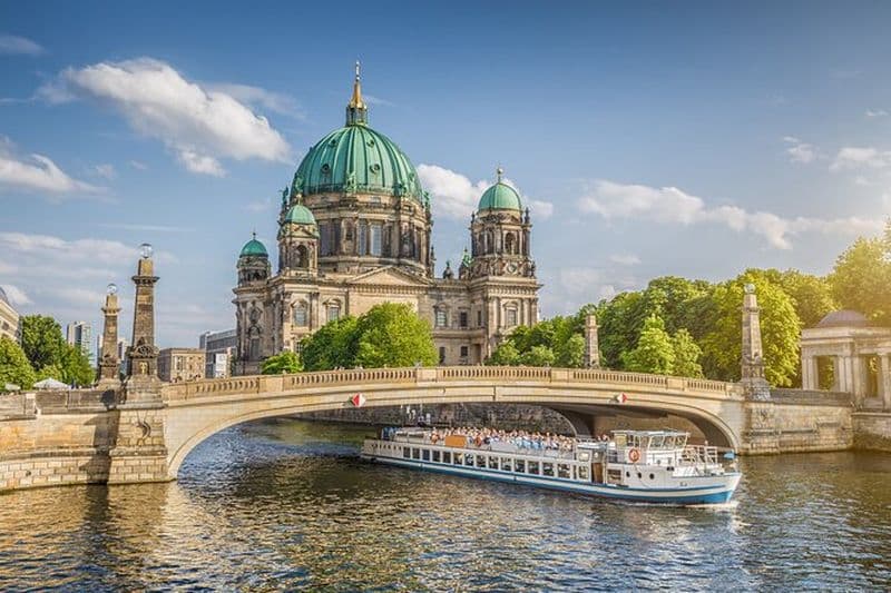 Visite privée de Berlin avec croisière