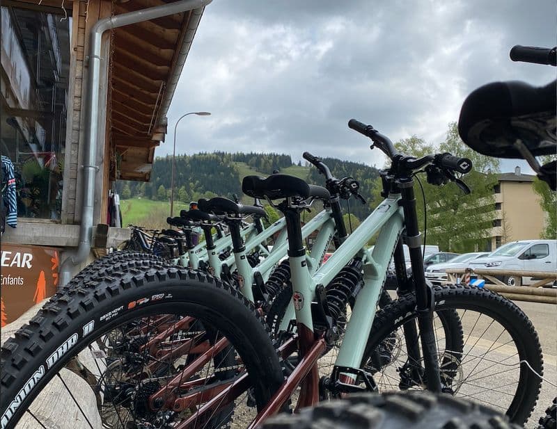 Location de vélos chez EYJA Sport