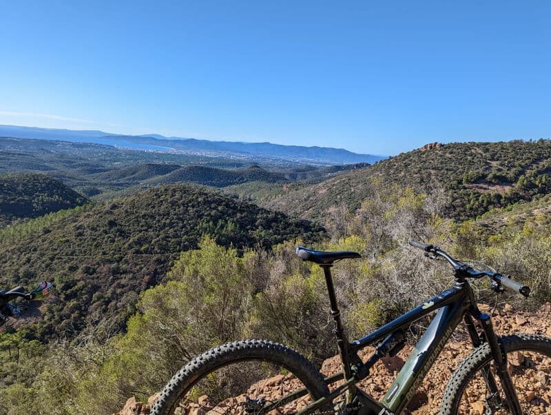 Location de vélos chez So Bike 83 - Agay Gratadis