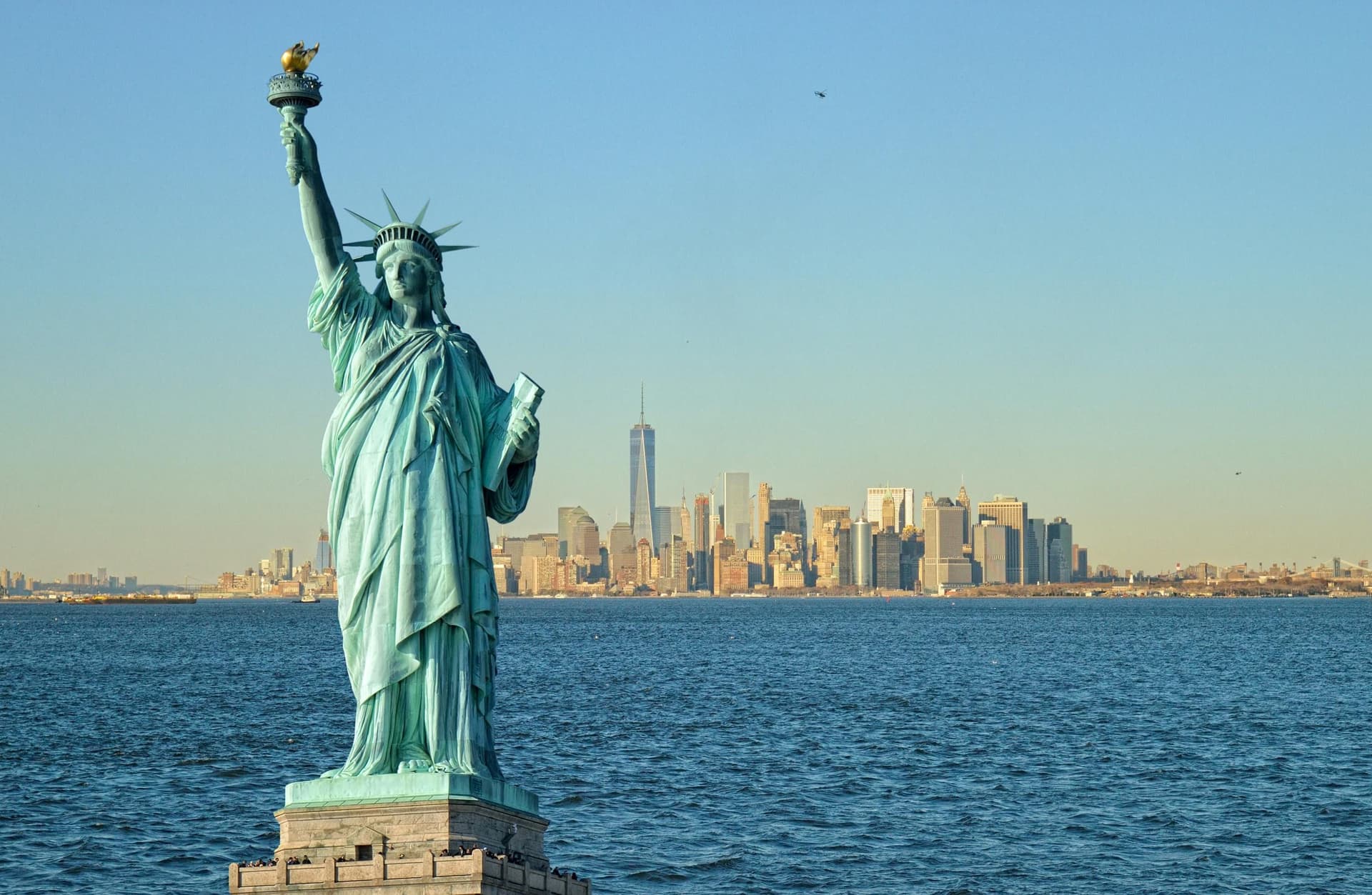 Billet Formule à New York : croisière autour de la statue de la Liberté, cathédrale Saint-Patrick et Dave et Buster's