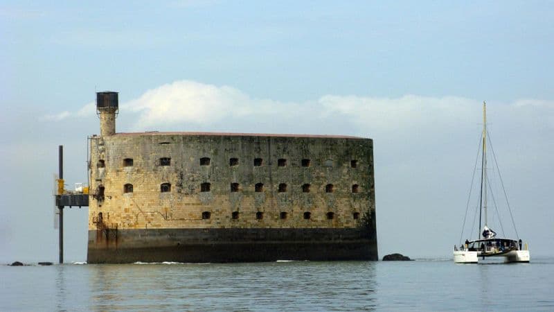 Croisière à la voile Fort Boyard en catamaran au départ de La Rochelle