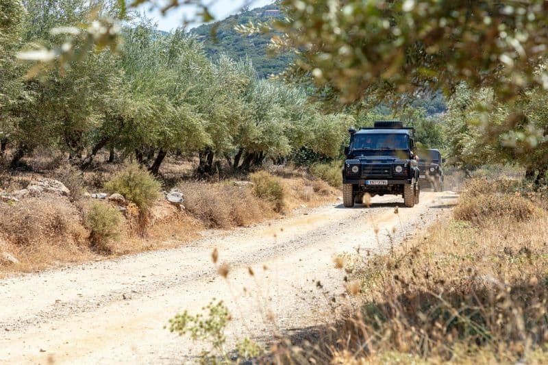 Expérience crétoise en 4x4 au mont Psiloritis - repas mezzé typique