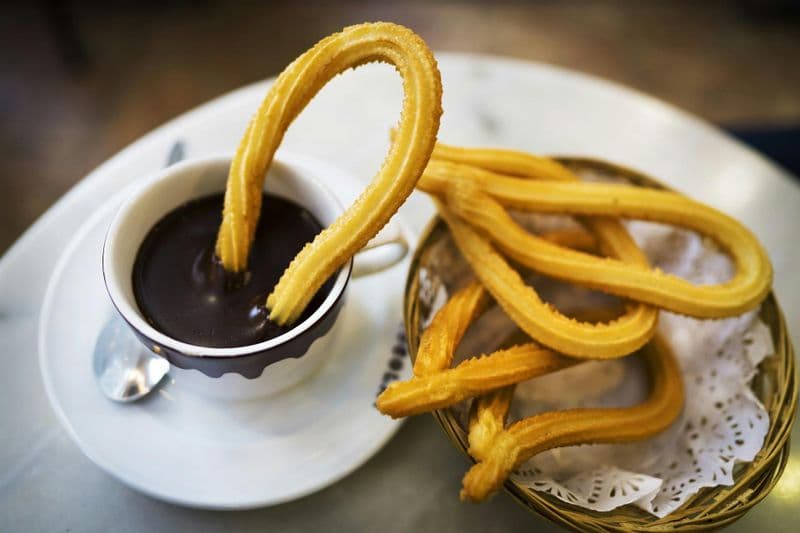 Tour en scooter auto-équilibré à Madrid avec chocolat con churros