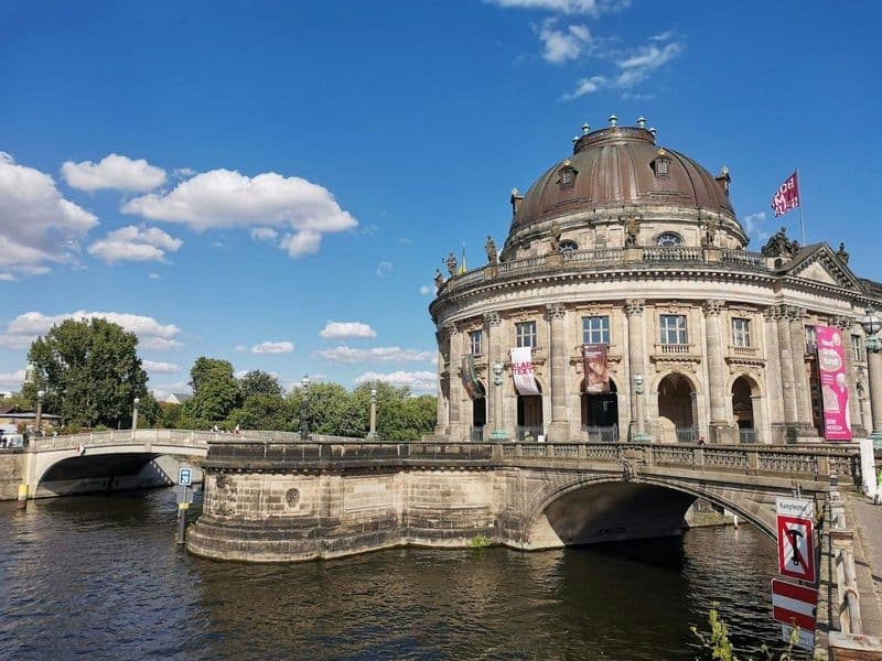Billet Berlin sightseeing audio tour with Bode Museum ticket