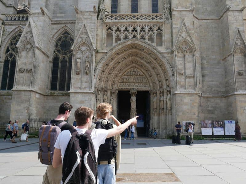 Billet Chasse au trésor en plein air avec guide virtuel à Bordeaux