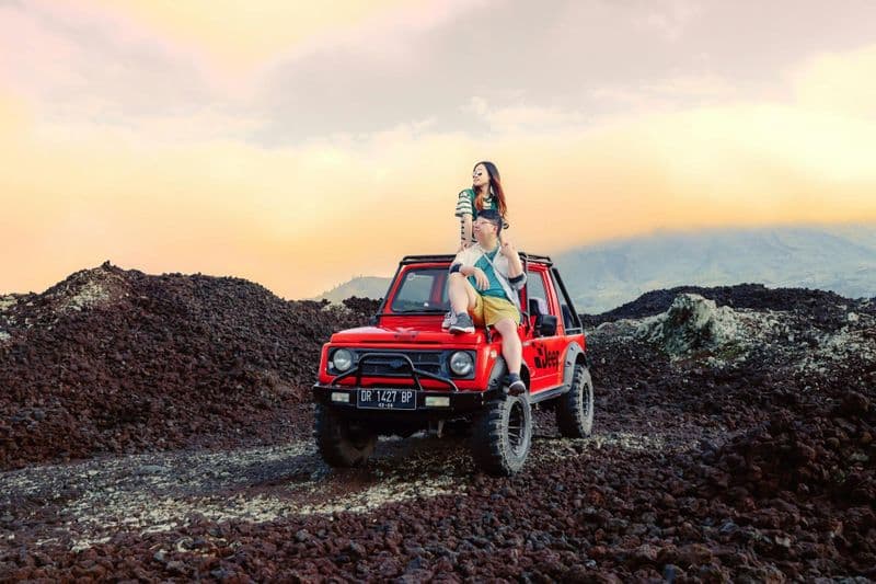 Billet Excursion en 4x4 au lever du soleil sur le mont Batur avec un photographe