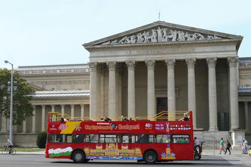Billet Budapest City Sightseeing hop-on hop-off bus tour