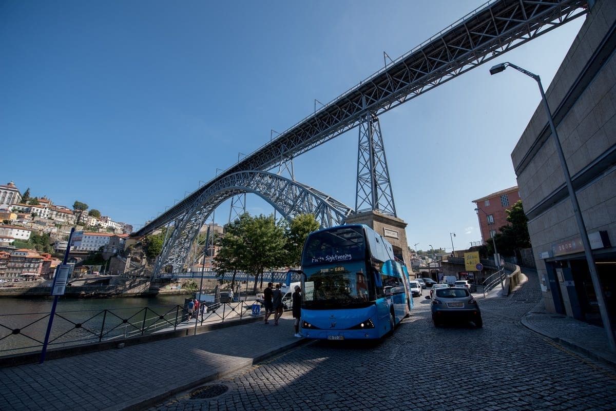Porto 48 hours hop-on hop-off bus with river cruise and wine cellars