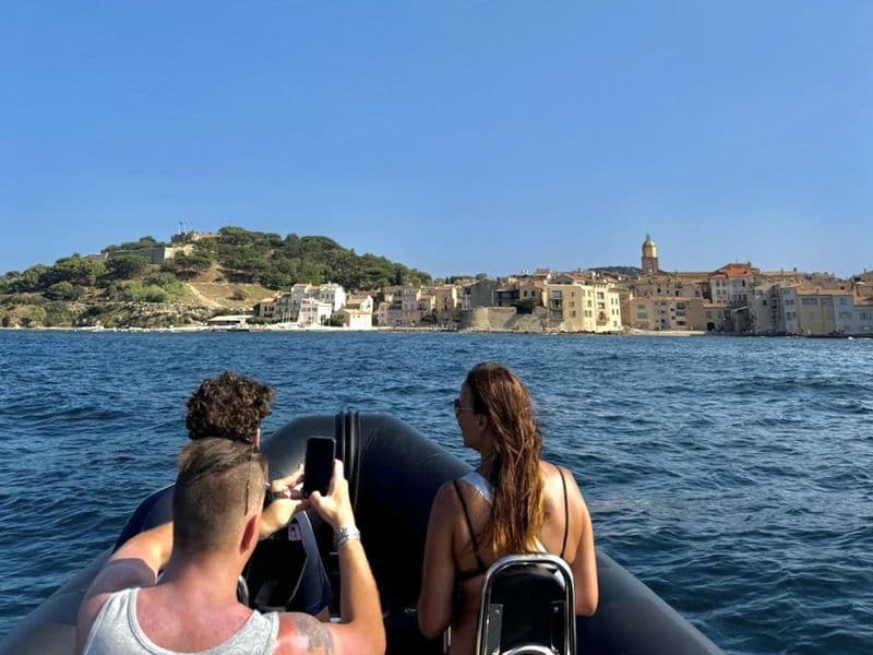 Billet Excursion en bateau à Saint-Tropez et dans les calanques de l'Estérel au départ de Cannes