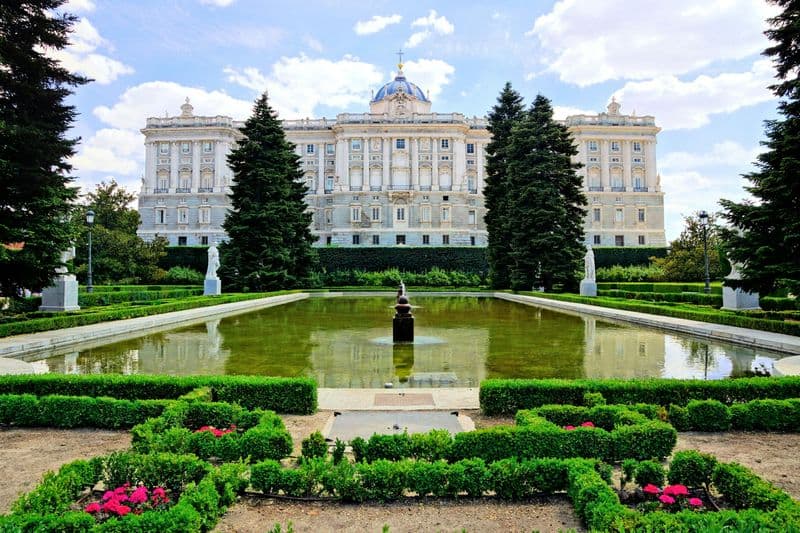 Billet Visite monumentale de Madrid avec billets pour le musée du Prado et le palais royal