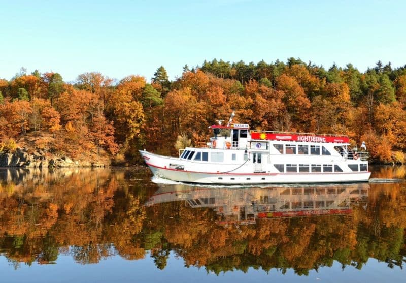 Billet Croisière côtière en soirée à Helsinki avec places assises sur le pont ensoleillé
