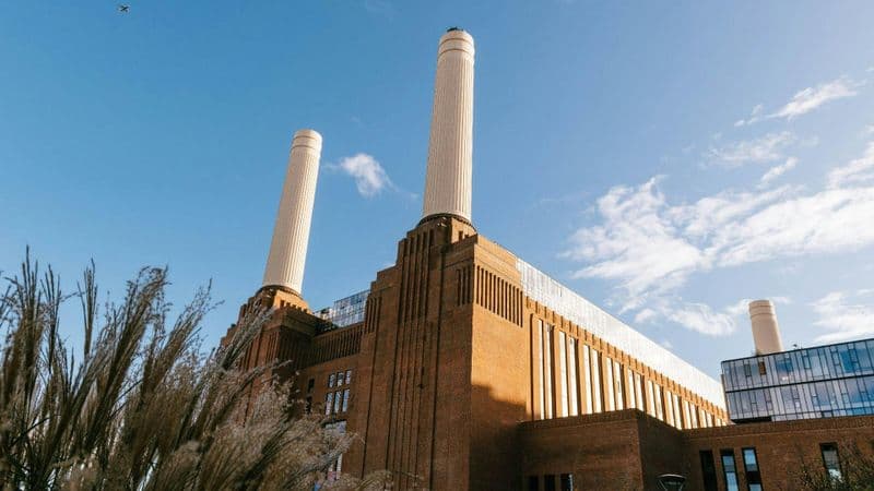 Billet Battersea Power Station chimney lift experience