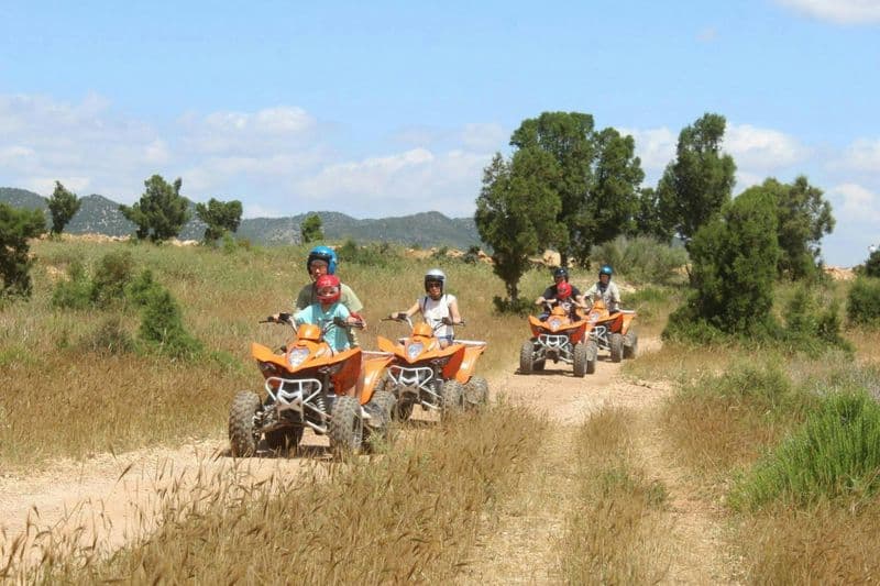 Full-day caravan and quad adventure with traditional lunch experience