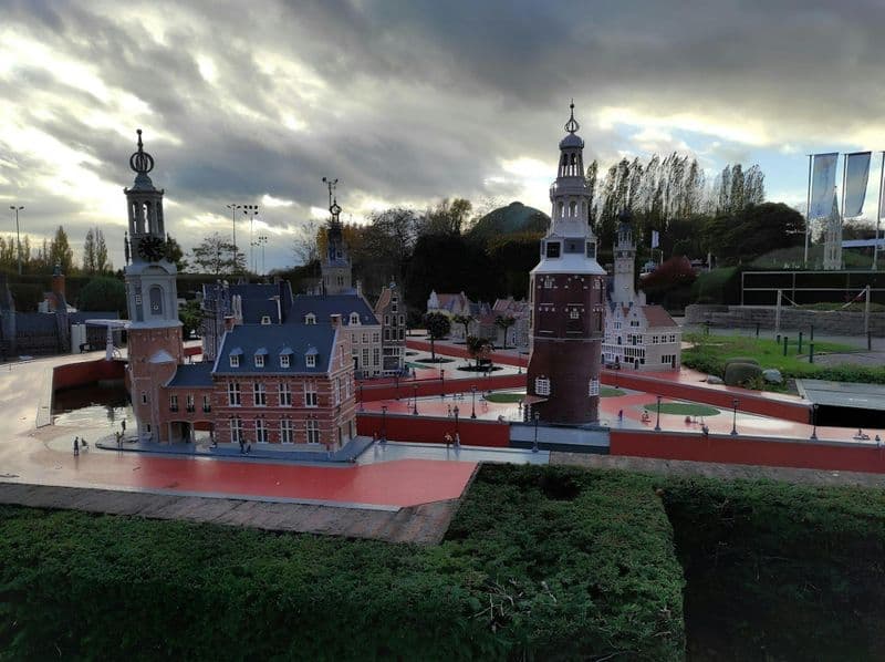 Billet Visite audioguidée de Bruxelles avec le billet Train World