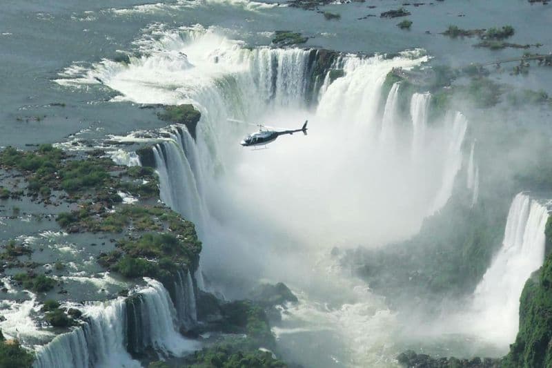 Vol panoramique en hélicoptère aux chutes d'Iguaçu