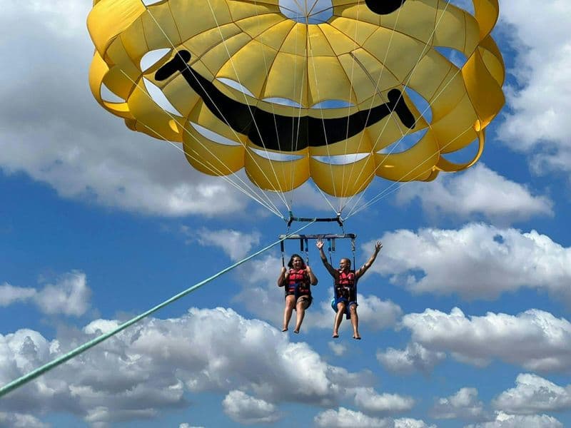 Expérience de parachute ascensionnel à Cala Bona à Majorque