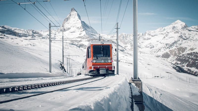 Billet Excursion privée d'une journée à Zermatt et au Cervin au départ de Bâle