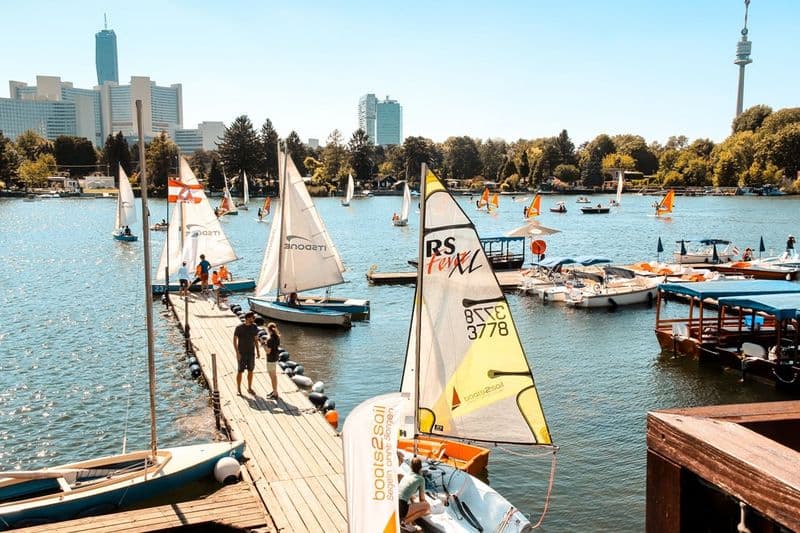 Billet Cours de voile pour débutants de 90 minutes sur le Vieux Danube