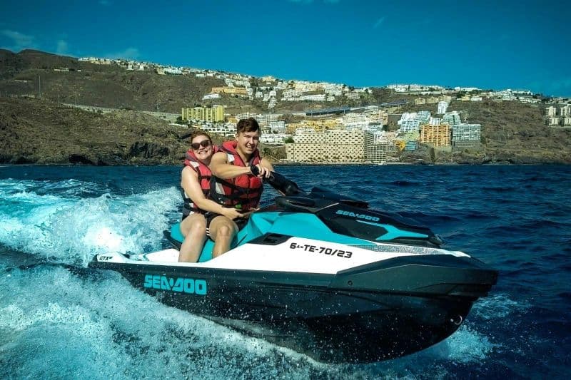 Jet-ski au départ de Radazul à Tenerife
