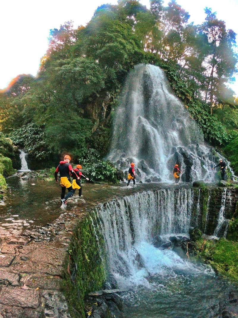 Billet Expérience de canyoning et visite du village de Furnas