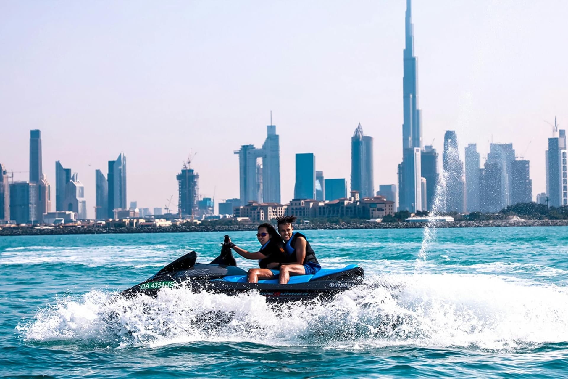 Billet Balade en jet ski à Dubaï avec vue sur Burj Khalifa et Burj Al Arab