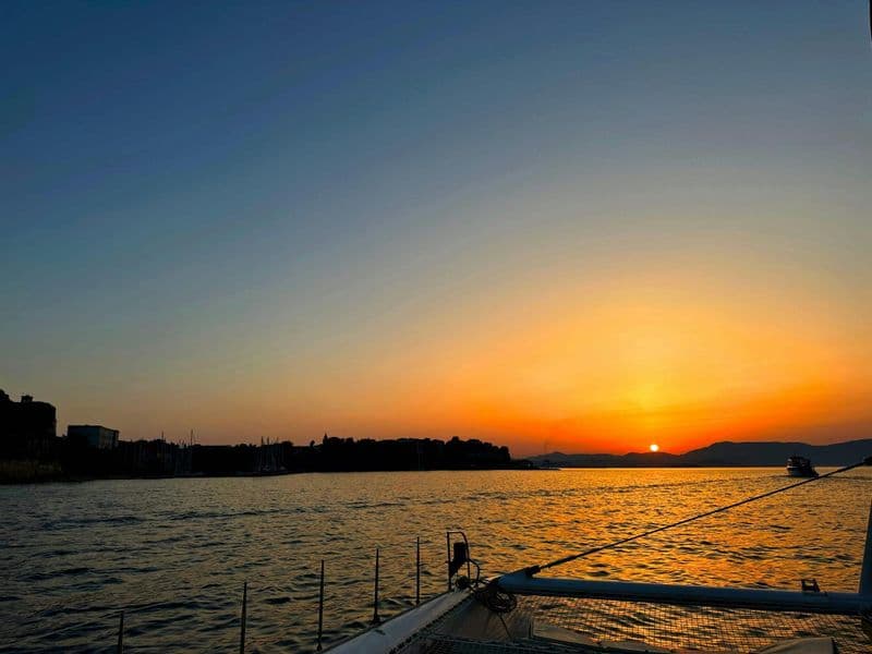 Billet Billet : croisière en catamaran au coucher du soleil depuis Kolymbari Port