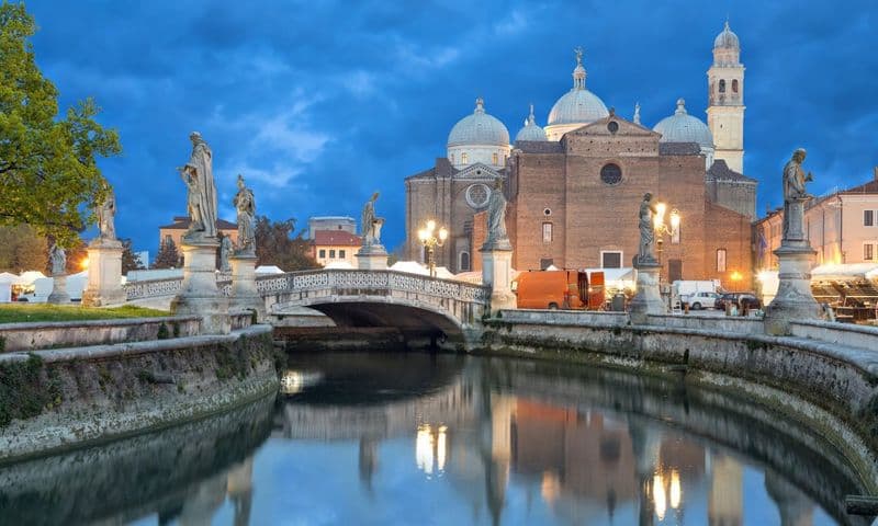 Billet de bus à arrêts multiples à Padoue valable 24 heures