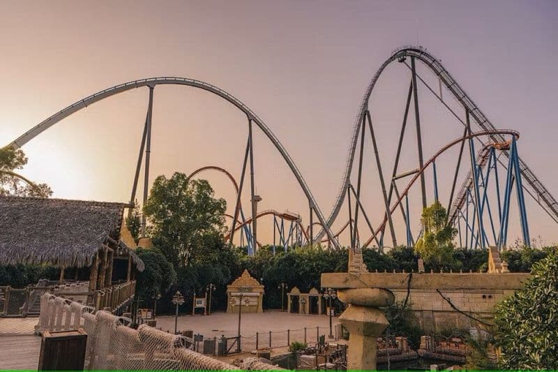 Billet Caribe Aquatic Park by day and PortAventura Park by night 1-day combo