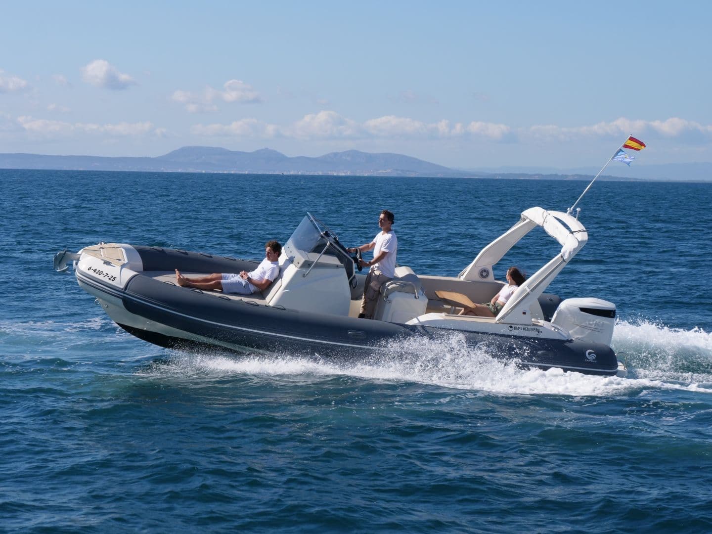 Billet Location de bateau - Capelli Tempest 800 (Semi-rigid)