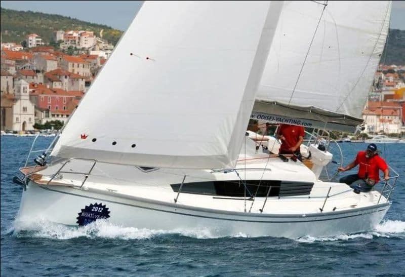 Billet Delphia 31 (Sailboat)