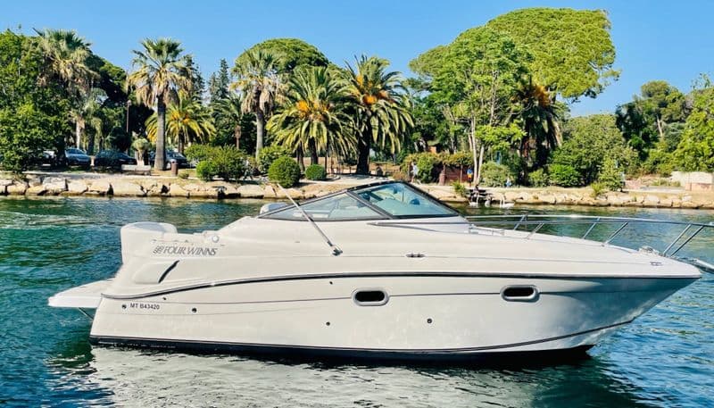 Four Winns Vista 248 (Motorboat)