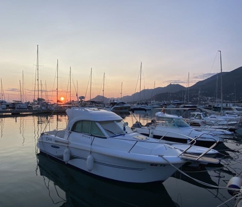 Bénéteau Antares 6 (Motorboat)
