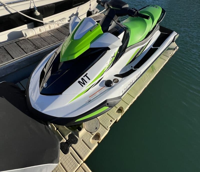 Yamaha VX 110 (Jetski)