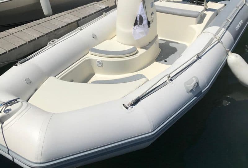 Billet Location de bateau - Zodiac Medline 500 Sundream (Semi-rigid)
