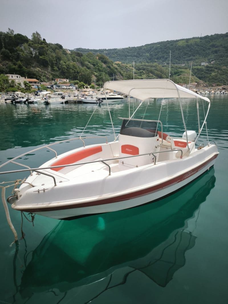 Blumax 19 (Motorboat)