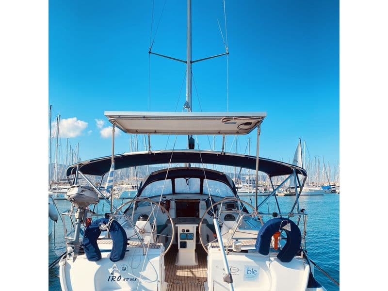 Bavaria 42 Cruiser (Sailboat)