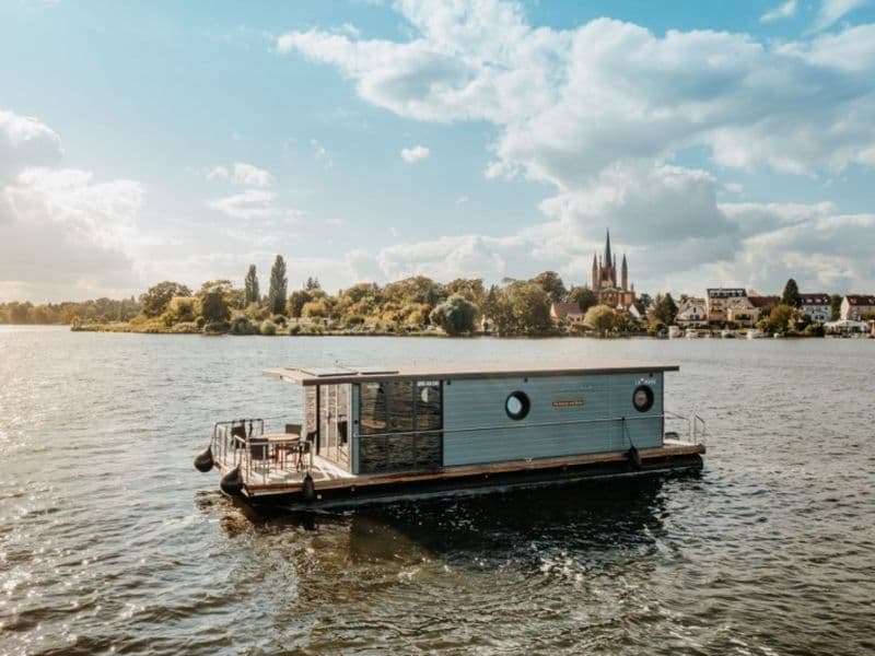 La Mare Apart EL (Barge)