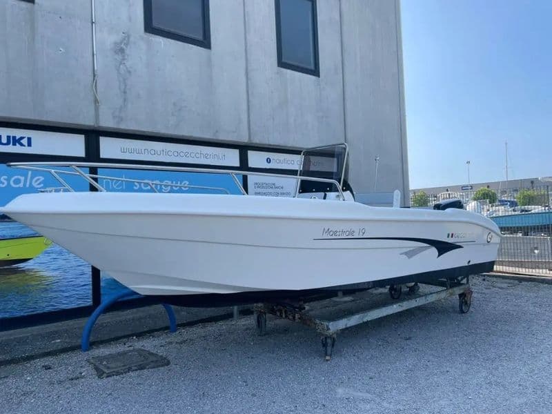 Nautica ceccherini Maestrale (Motorboat)