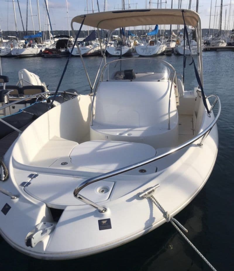 Bénéteau Flyer 650 Open (Motorboat)