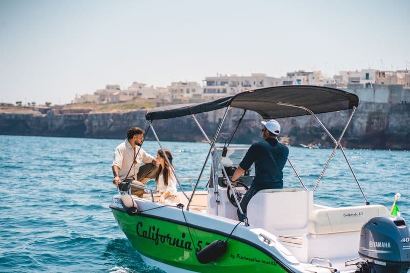 California 5.7 Santa Monica N1 (Motorboat)