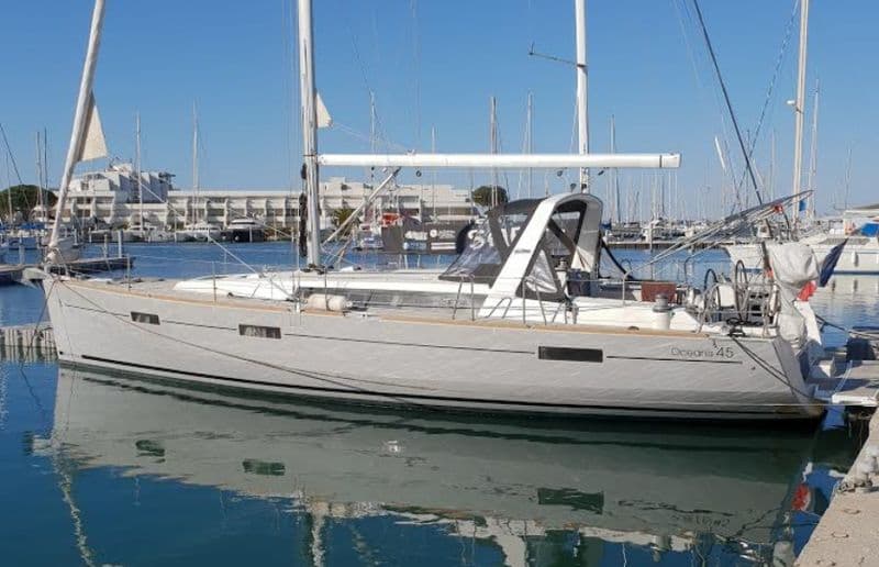 Billet Location de bateau - Bénéteau Oceanis 45 (Sailboat)