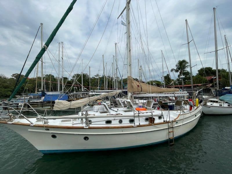 CSY Walkover 44 (Sailboat)